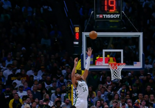 Τι έκανες ρε Γιάννη; Το τρομερό άλμα του Greek Freak κόντρα στους Νάγκετς (vid)