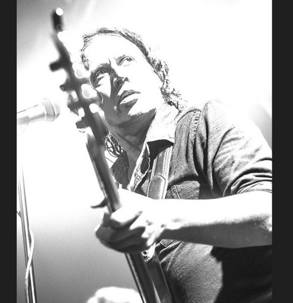 Στέλιος Σαλβαδόρ: Στη χώρα μας οι καλλιτέχνες είναι σαν μην υπάρχουμε