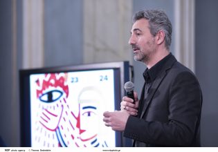 Δημοτικό Θέατρο Πειραιά: Πέτερ Στάιν και Μπομπ Γουίλσον στο νέο πρόγραμμα