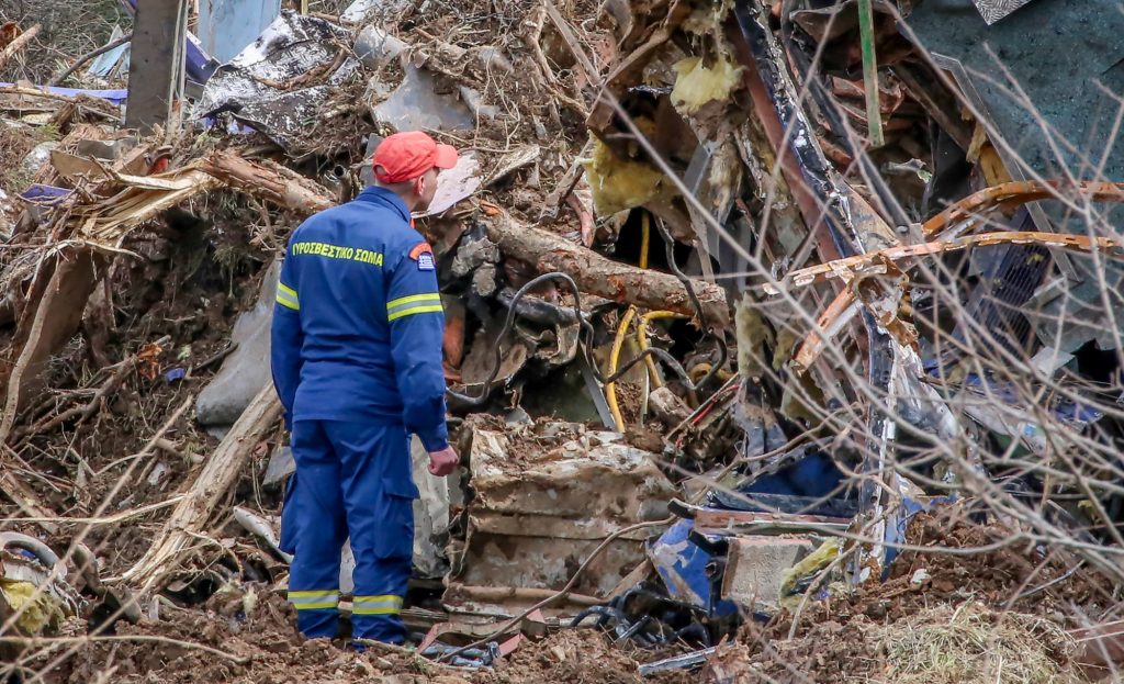 Τέμπη: Μαρτυρία στο MEGA – «Ο καπνός από τη φωτιά έμπαινε στο βαγόνι μας – Η ατμόσφαιρα ήταν αποπνικτική»