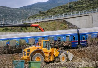 Τέμπη: Η ευρωπαϊκή οδηγία του 2014 που δεν εφαρμόστηκε στην Ελλάδα – Υπήρξε κακοδιαχείριση κονδυλίων;