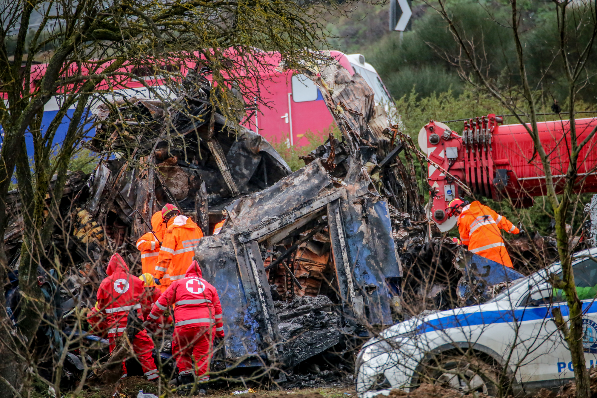 Τέμπη: Στους 57 οι νεκροί από το σιδηροδρομικό δυστύχημα