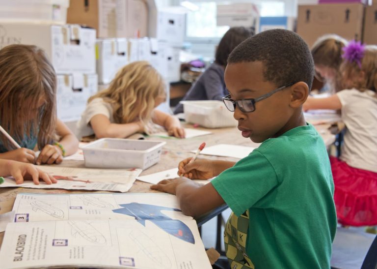 ΗΠΑ: Η… «μόδα» των τετραήμερων σχολείων