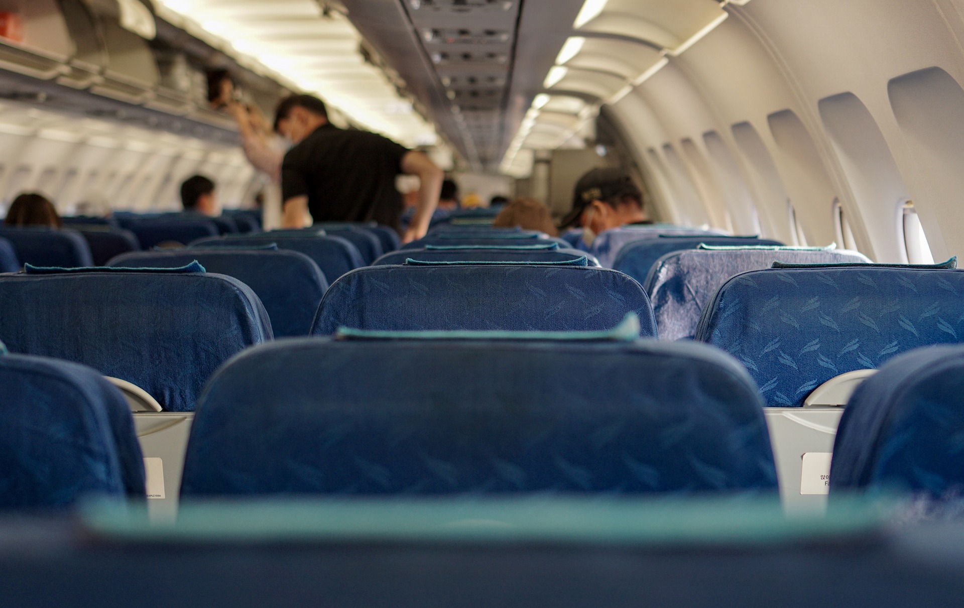 Πρωτοφανές περιστατικό σε πτήση - Επιβάτισσα άναψε τσιγάρο και συνελήφθη