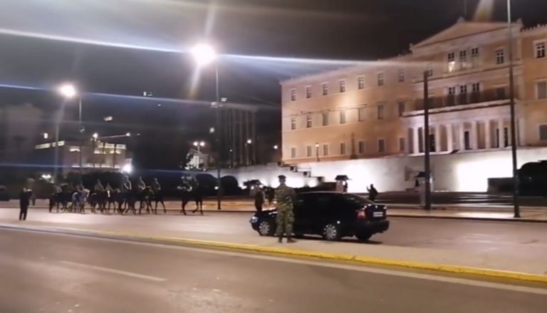 Βγήκε το Ιππικό στο Σύνταγμα – Πρώτη πρόβα ενόψει παρέλασης