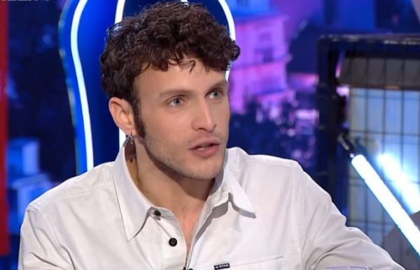 Γιώργος Μπένος: «Έλεγαν ότι είμαι γκέι, αντιμετώπισα bullying και δέχτηκα απειλητικά ραβασάκια»