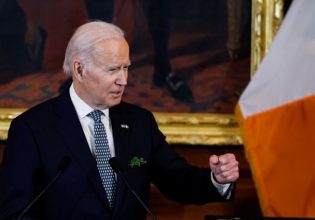 Μπάιντεν: Η τραπεζική κρίση έχει καταλαγιάσει – Ζητά μεγαλύτερες εξουσίες στις ρυθμιστικές αρχές