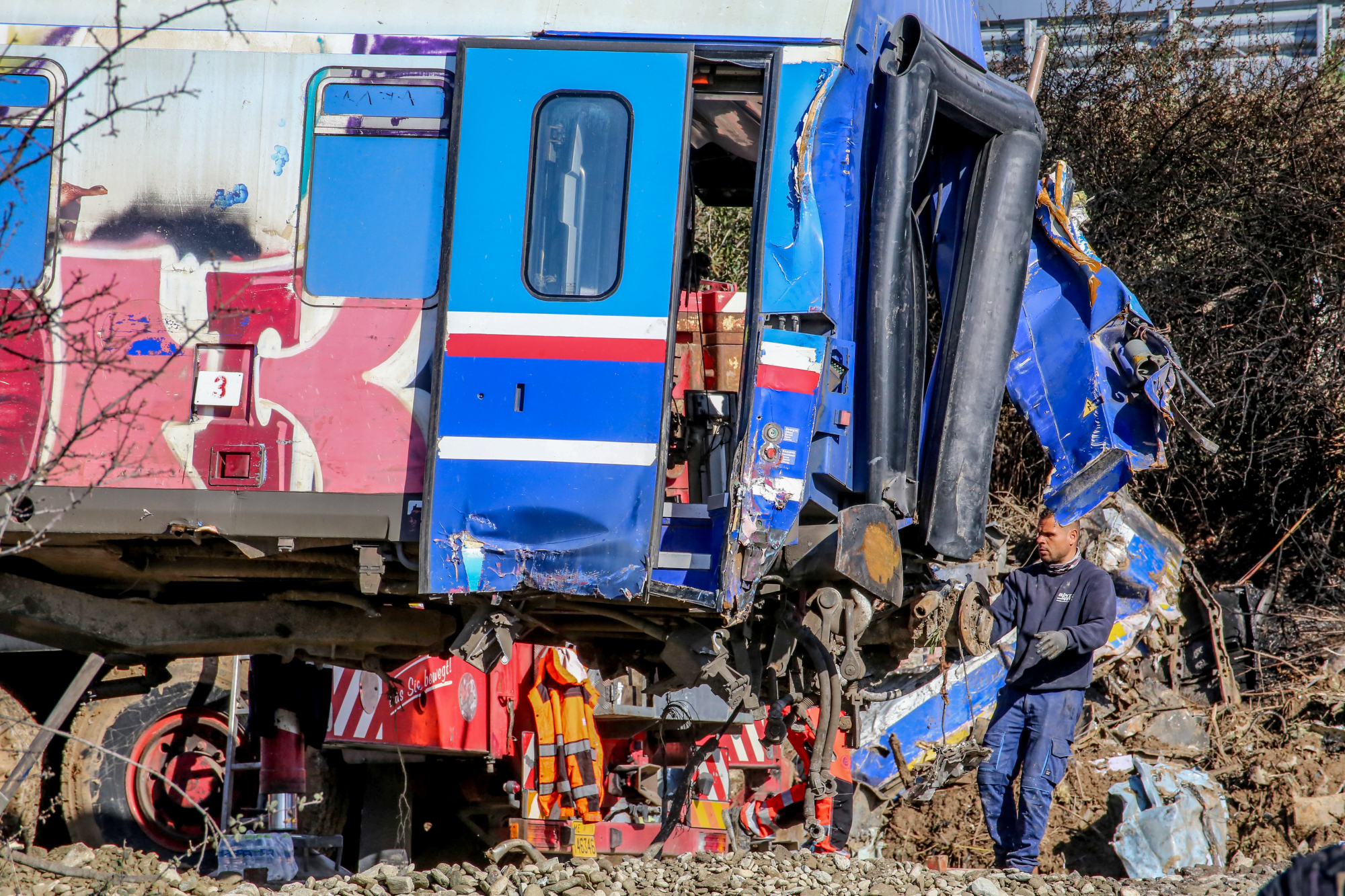 Τέμπη: Συγκλονιστικές ιστορίες από το «τρένο του θανάτου»