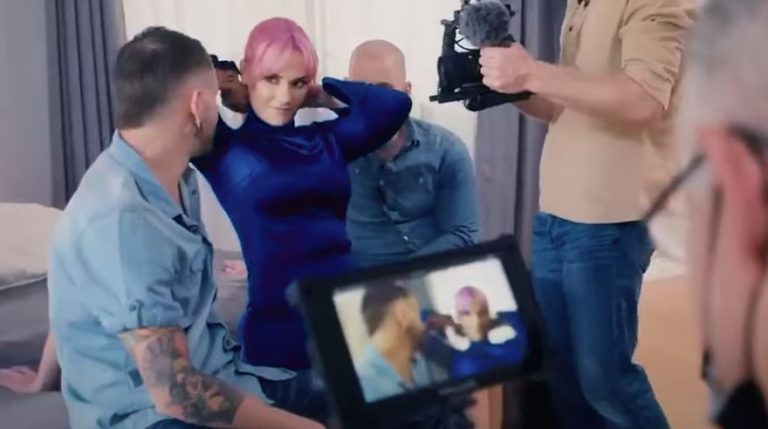 Το νέο ντοκιμαντέρ για το Pornhub δεν αγγίζει το θέμα