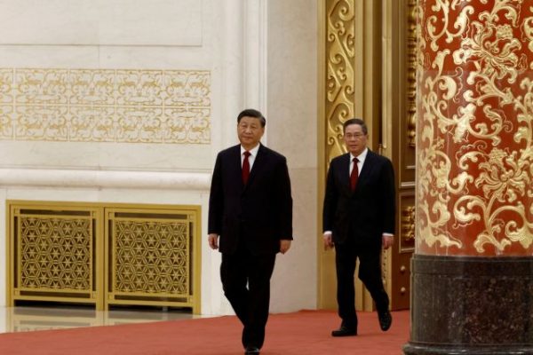 Κίνα: Ο Σι Τζινπίνγκ ονόμασε πρωθυπουργό τον πιστό σύμμαχό του Λι Τσιανγκ