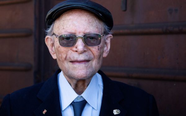 Βασίλης Τσιώλης: Ο φωτογράφος που δεν θέλει να ξεχαστεί το Ολοκαύτωμα των Ελλήνων Εβραίων