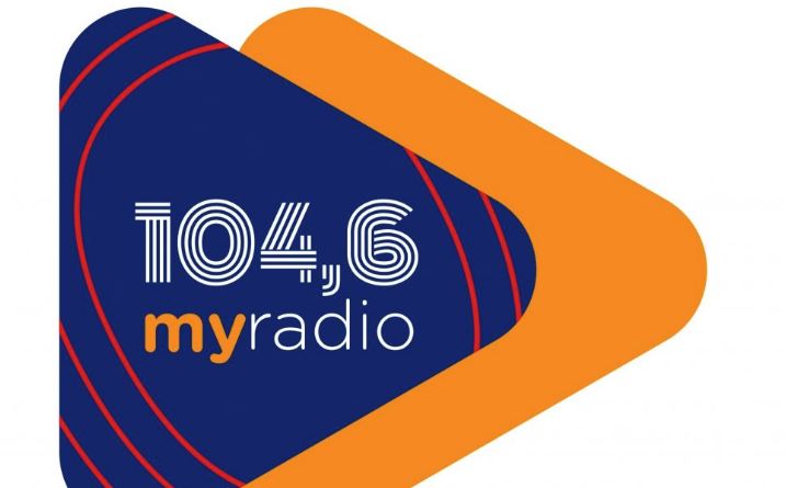 My radio 104,6: Ο πρώτος σταθμός που κάνει το πρόγραμμα του προσβάσιμο σε όλους μέσω της νοηματικής