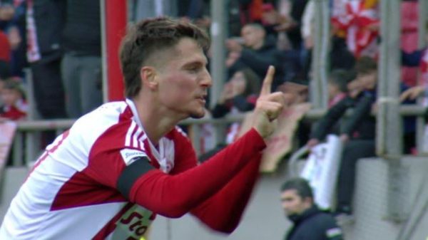 Δύο γκολ από τον Κανός και 6-0 για τους «ερυθρόλευκους»