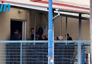 Τέμπη: Ολοκληρώθηκαν οι πρώτες λήψεις DNA – Σε ξενοδοχεία οι συγγενείς των θυμάτων