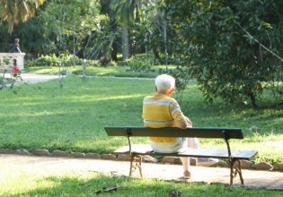 Η χρόνια μοναξιά επικίνδυνη για την υγεία