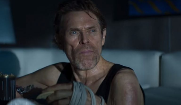 «Inside»: Ο Γουίλεμ Νταφόε προσθέτει άλλη μια βασανισμένη ψυχή στη γκαλερί πορτρέτων του σε μια ασφυκτικά, πνευματική άσκηση