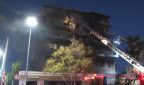 Φωτιά στη Νέα Σμύρνη: Απεγκλώβισαν μωρό από το σημείο της πυρκαγιάς
