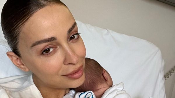 Ελένη Φουρέιρα: Η πρώτη βόλτα με τον νεογέννητο γιο της – Η τρυφερή ανάρτησή της