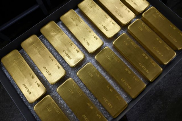 Η κρίση των τραπεζών οδηγεί τους επενδυτές στο χρυσό