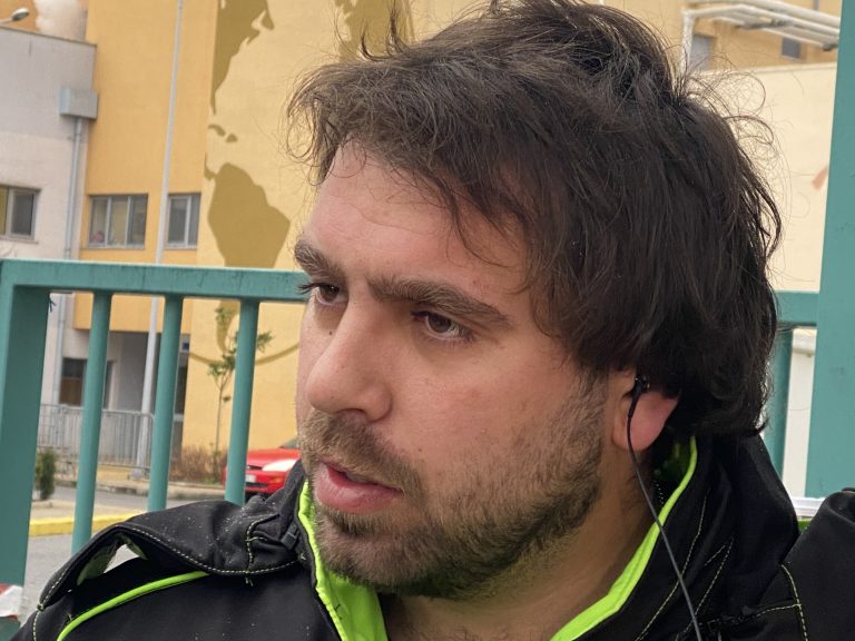 Τέμπη: «Νόμιζα ότι θα καούμε ζωντανοί»- 28χρονος τραυματίας περιγράφει τη στιγμή της σύγκρουσης των τρένων