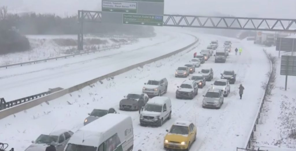 Κακοκαιρία «Λαρίσα»: Βροχές, χιόνια & θυελλώδεις άνεμοι – Προβλήματα & ζημιές