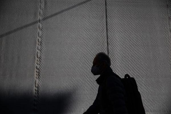 Κοροναϊός: 82 θάνατοι την τελευταία εβδομάδα – 1 σοβαρό κρούσμα από γρίπη