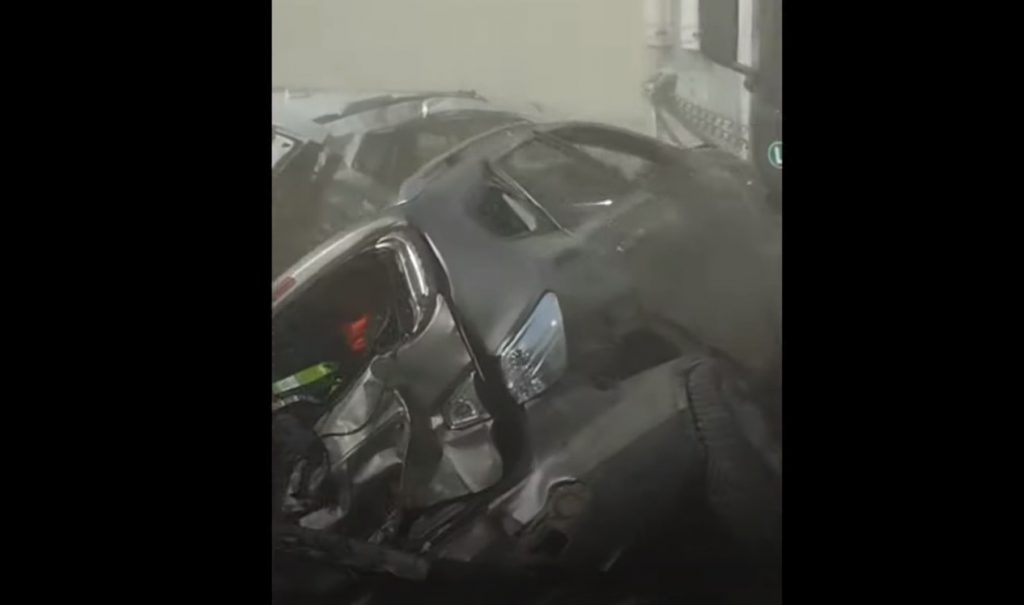 Ουγγαρία: Ανεμοθύελλα προκάλεσε καραμπόλα – Ένας νεκρός και 39 τραυματίες