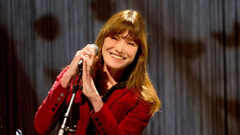 Θύελλα αντιδράσεων σήκωσε η Κάρλα Μπρούνι με ανάρτησή της – Η «επίθεση» των Γάλλων