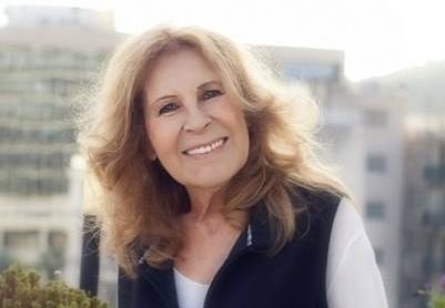 Ρένα Κουμιώτη: Εσπευσμένα στο νοσοκομείο η τραγουδίστρια – «Η οικογένειά της ελπίζει σε ένα θαύμα»