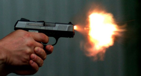 Άγιος Παντελεήμονας: Τον πυροβόλησαν στο πόδι στην προσπάθειά τους να τον ληστέψουν