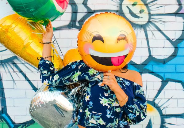 Ζώδια: Οικονομικά και αισθηματικά ευνοούνται σήμερα για  Κριούς, Λέοντες και Υδροχόους