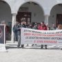 Διαμαρτυρία έξω από το δημαρχείο της Μυκόνου κατά των αυθαιρεσιών – «Stop mafia»