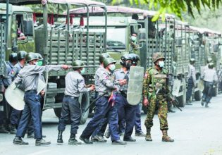 Μιανμάρ: Η χούντα κατά του ΟΗΕ για τις δηλώσεις περί διάπραξης εγκλημάτων πολέμου από τον στρατό