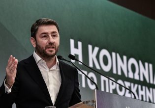 Εκλογές: «Ο Μητσοτάκης ανακοίνωσε το τέλος της αποτυχημένης διακυβέρνησής του», δήλωσε ο Ανδρουλάκης