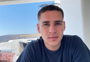 Τέμπη: Το τελευταίο «αντίο» στον 21χρονο φοιτητή που έχασε τη ζωή του στο δυστύχημα