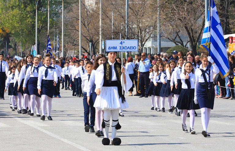 Παρέλαση 25ης Μαρτίου – Καβάλα: Με απρόοπτα η παρέλαση για την εθνική επέτειο