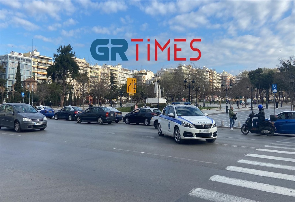 Θεσσαλονίκη: Προσαγωγές σε διαμαρτυρία Οικολόγων κατά της κοπής δένδρων - Μεταξύ αυτών και ο Μιχάλης Τρεμόπουλος