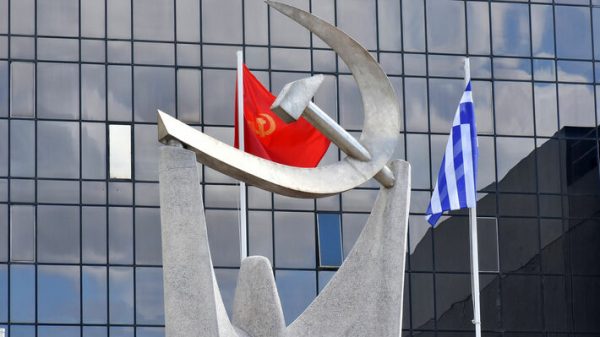 Άνοιξαν οι πόρτες του ΚΚΕ για Συριζαίους
