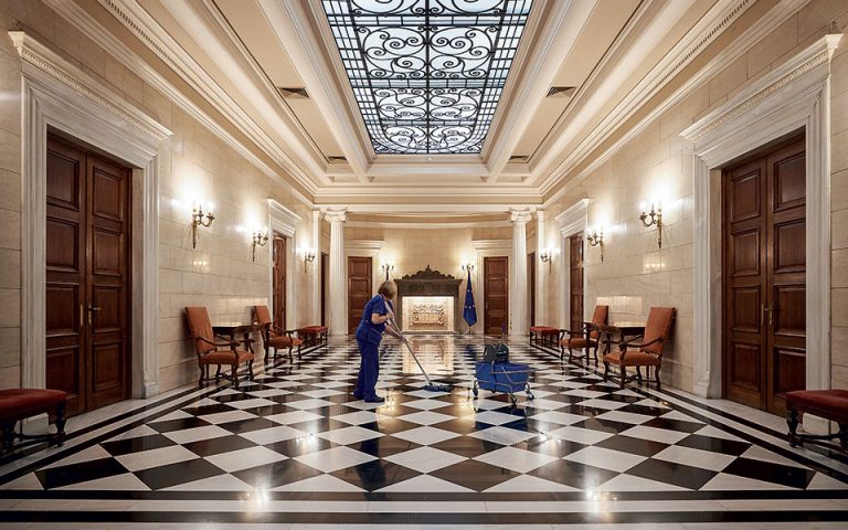 Κίνδυνοι αν καταψηφισθεί η ΝΔ