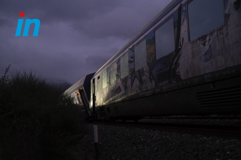 Τέμπη: Το μέγεθος της τραγωδίας μέσα από φωτογραφίες και video του in