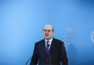 Κατώτατος μισθός: Δεν φοβόμαστε μείωση θέσεων εργασίας λέει ο Χατζηδάκης