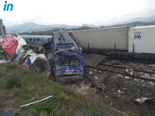 Τέμπη: Σοκάρουν οι μαρτυρίες των επιζώντων – «Ξαφνικά μας ανακοινώνεται ότι υπάρχει σύγχυση στις γραμμές»