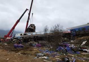 Τέμπη: H οργισμένη απάντηση αδερφού θύματος για την εκπομπή του Σταύρου Θεοδωράκη με Μητσοτάκη