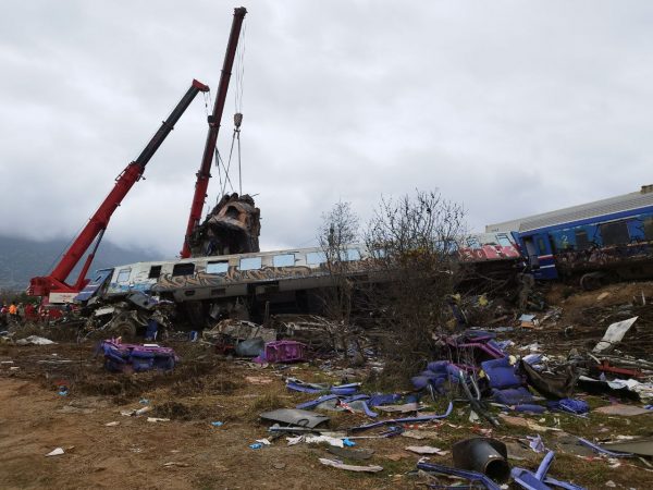 Τέμπη: Και ο σταθμάρχης και ο μηχανοδηγός γνώριζαν πως η κίνηση γινόταν σε διπλή γραμμή