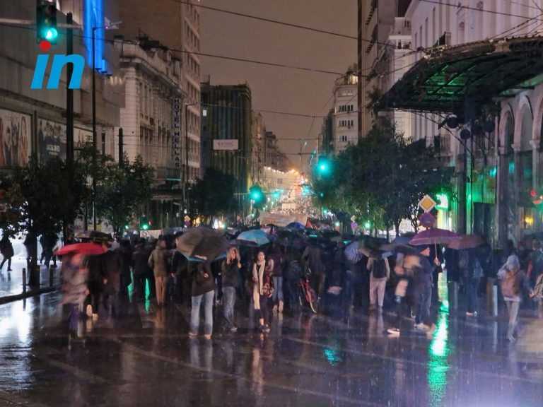 Τέμπη: Συγκέντρωση διαμαρτυρίας στο Σύνταγμα για το «έγκλημα»