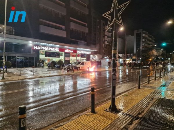 Τέμπη: Επεισόδια μετά τη μεγαλειώδη πορεία για τα θύματα της τραγωδίας