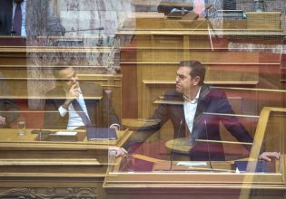 Ιδιωτικοποίηση νερού: Στη Βουλή ο Τσίπρας για να μη σβήσουν οι φωτιές