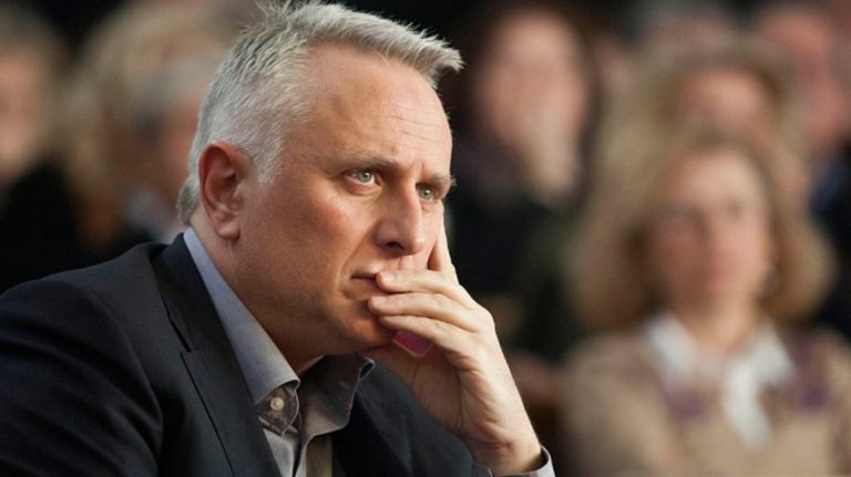 Ραγκούσης: «Η αλήθεια για το σπίτι μου και προσφυγή στη Δικαιοσύνη» – Απάντηση στη ΝΔ για τη «βίλα» στην Πάρο