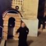 Θεσσαλονίκη: Ρασοφόρος εκτός εαυτού βρίζει και απειλεί – Δίνει ασυνήθιστες…  «ευχές» για παπά