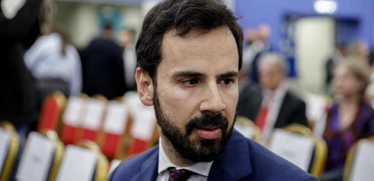 Αδιάντροπος Νίκος Ρωμανός για Τέμπη: Βαρεθήκαμε να λέμε συλλυπητήρια στις οικογένειες των θυμάτων